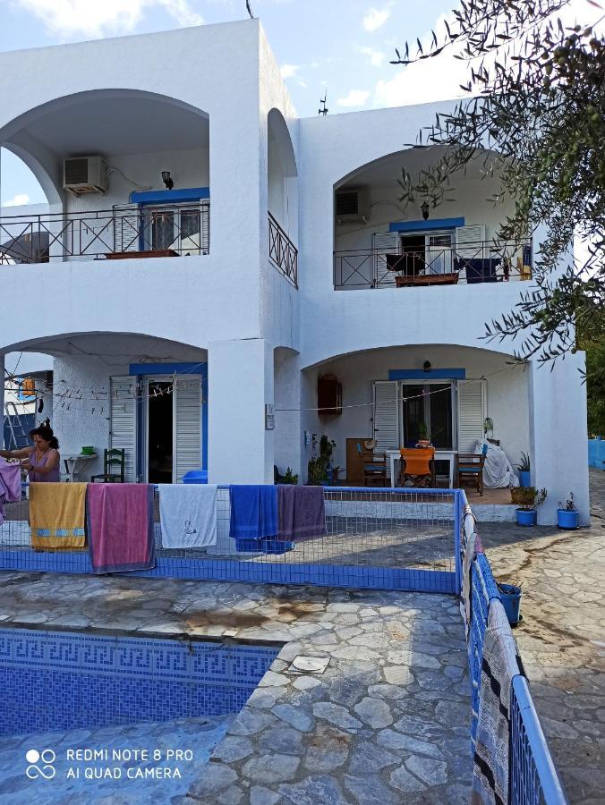 Giannis Apartments By Climbing House Panormos  Exterior foto